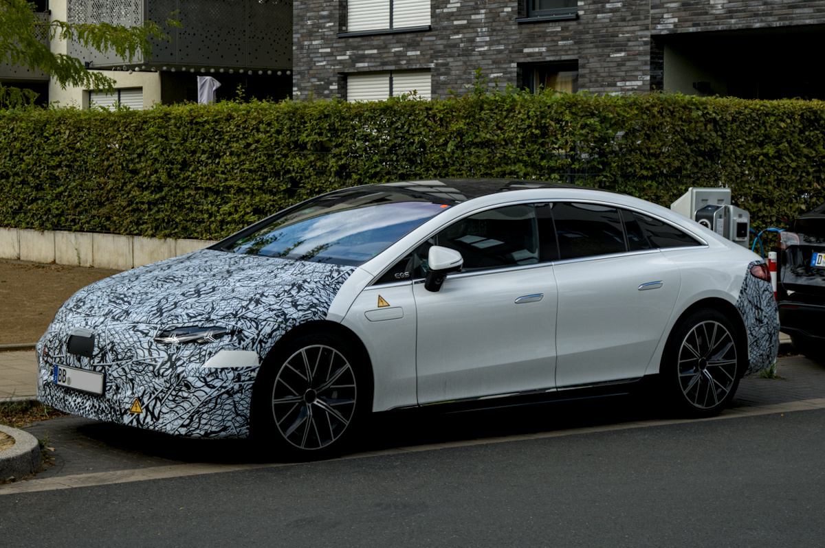 Mercedes-Benz EQS Development Mule