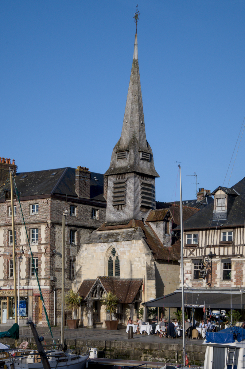 Crooked Church